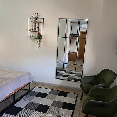 Ratusha Craft Rooms Kamianets Podilskyi Bagian luar foto